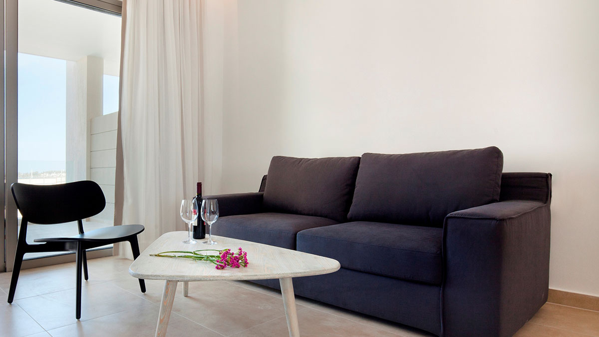 One Bedroom Suite Sea View 